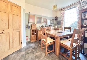 Photo 21- click for photo gallery